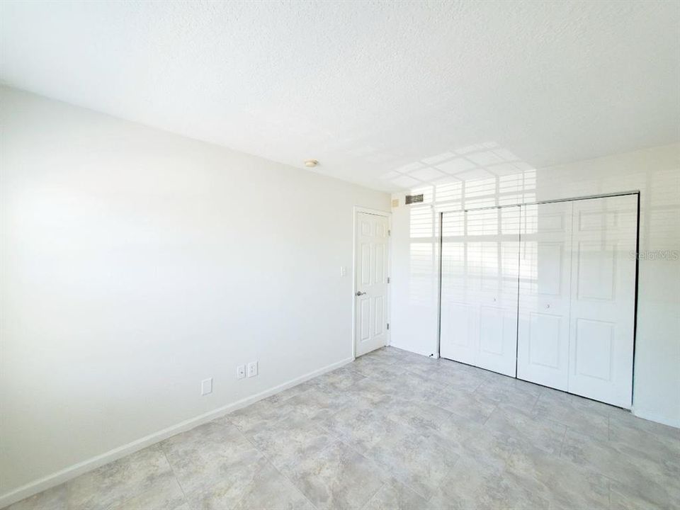 For Rent: $2,145 (2 beds, 1 baths, 774 Square Feet)