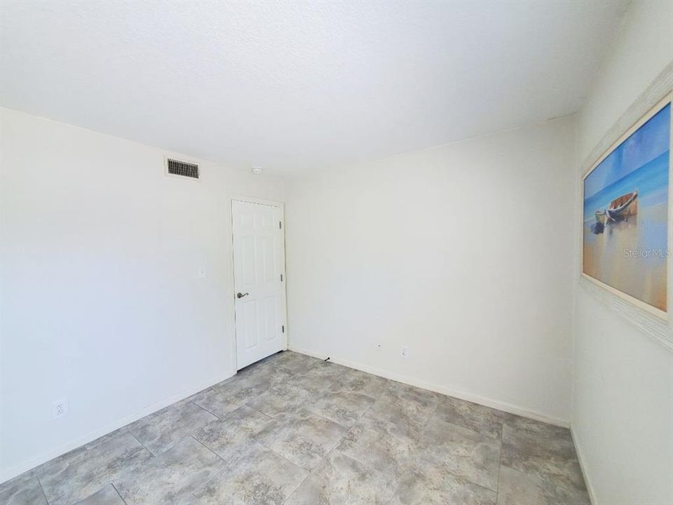 For Rent: $2,145 (2 beds, 1 baths, 774 Square Feet)