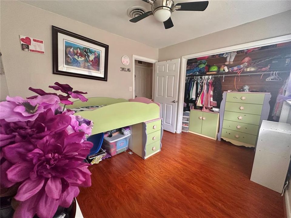 For Sale: $1,200,000 (5 beds, 3 baths, 3051 Square Feet)