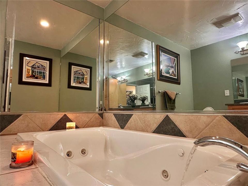For Sale: $1,200,000 (5 beds, 3 baths, 3051 Square Feet)