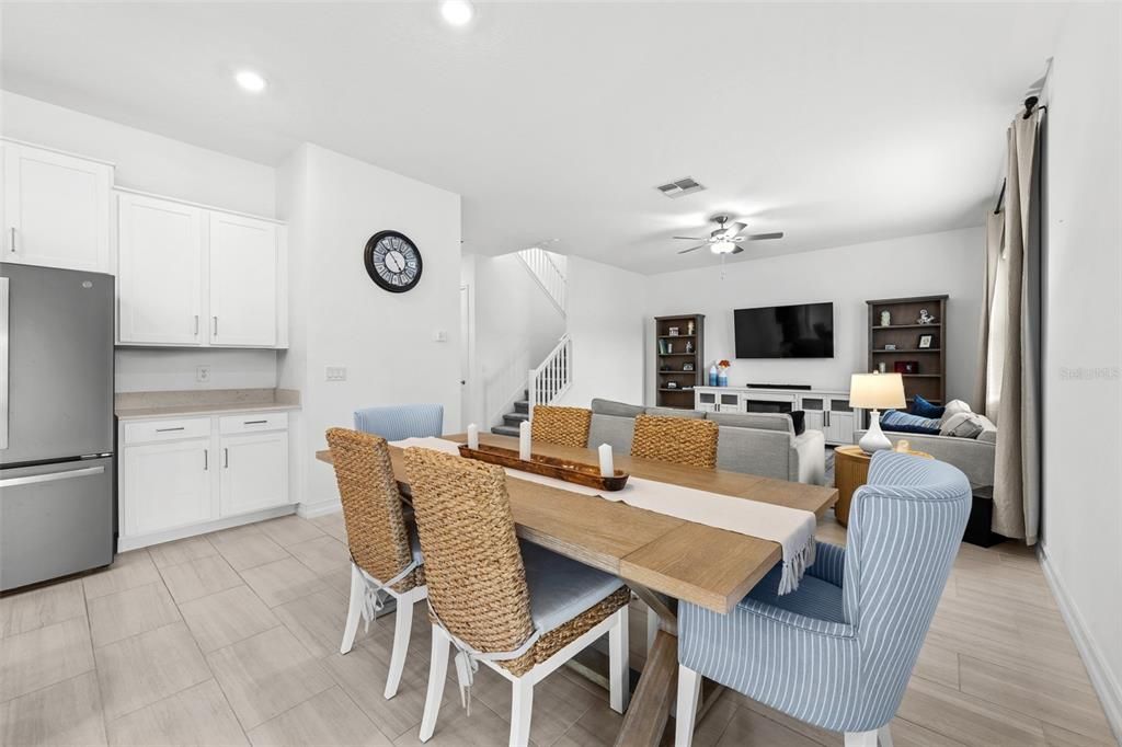 En Venta: $765,000 (4 camas, 3 baños, 2936 Pies cuadrados)