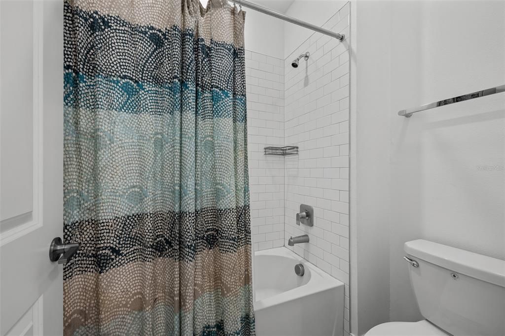 En Venta: $765,000 (4 camas, 3 baños, 2936 Pies cuadrados)