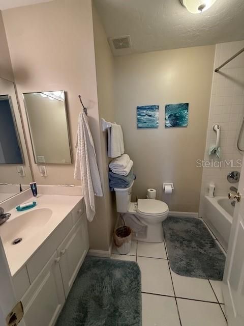 For Rent: $1,795 (2 beds, 2 baths, 957 Square Feet)