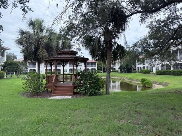 For Rent: $1,795 (2 beds, 2 baths, 957 Square Feet)