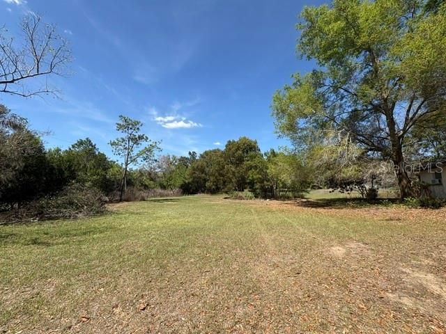 For Sale: $175,000 (2 beds, 1 baths, 684 Square Feet)
