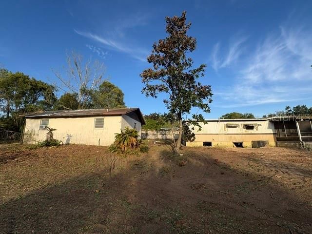For Sale: $175,000 (2 beds, 1 baths, 684 Square Feet)