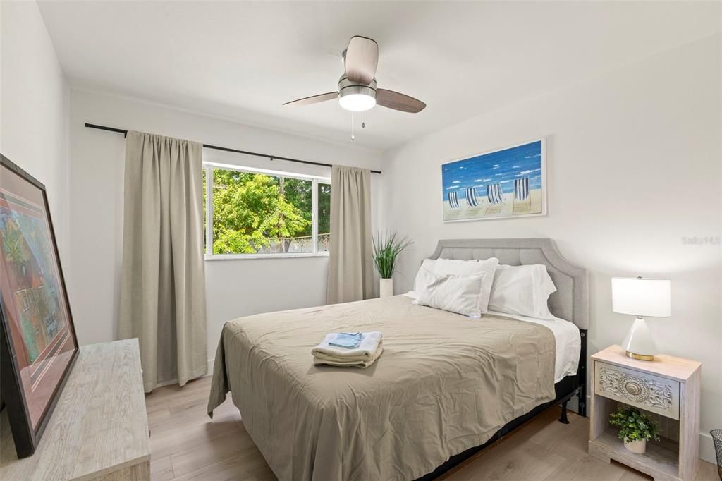For Sale: $725,000 (6 beds, 0 baths, 1844 Square Feet)