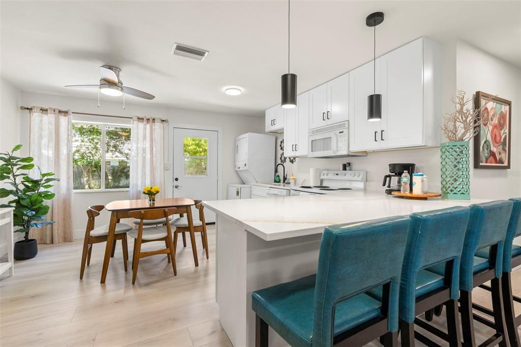 For Sale: $725,000 (6 beds, 0 baths, 1844 Square Feet)
