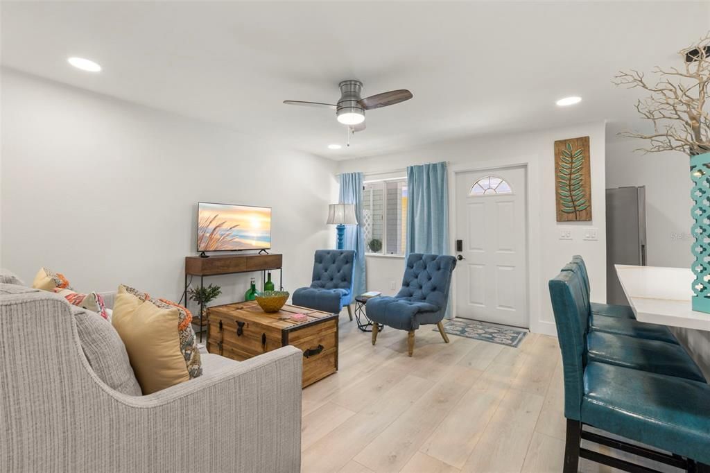 For Sale: $725,000 (6 beds, 0 baths, 1844 Square Feet)