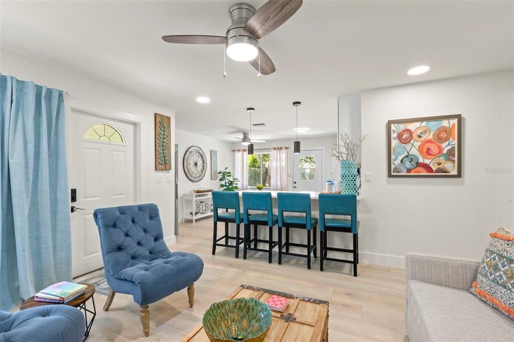 For Sale: $725,000 (6 beds, 0 baths, 1844 Square Feet)