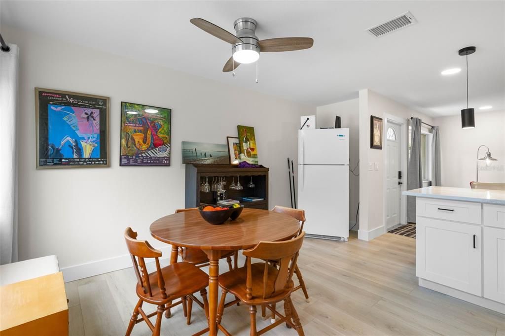 For Sale: $725,000 (6 beds, 0 baths, 1844 Square Feet)
