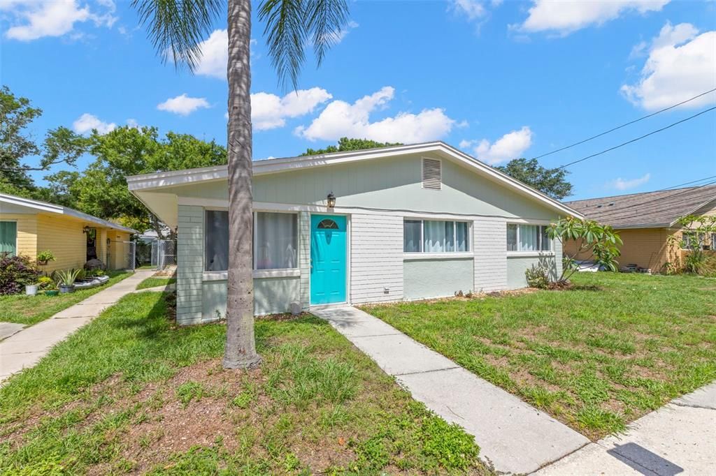 For Sale: $725,000 (6 beds, 0 baths, 1844 Square Feet)