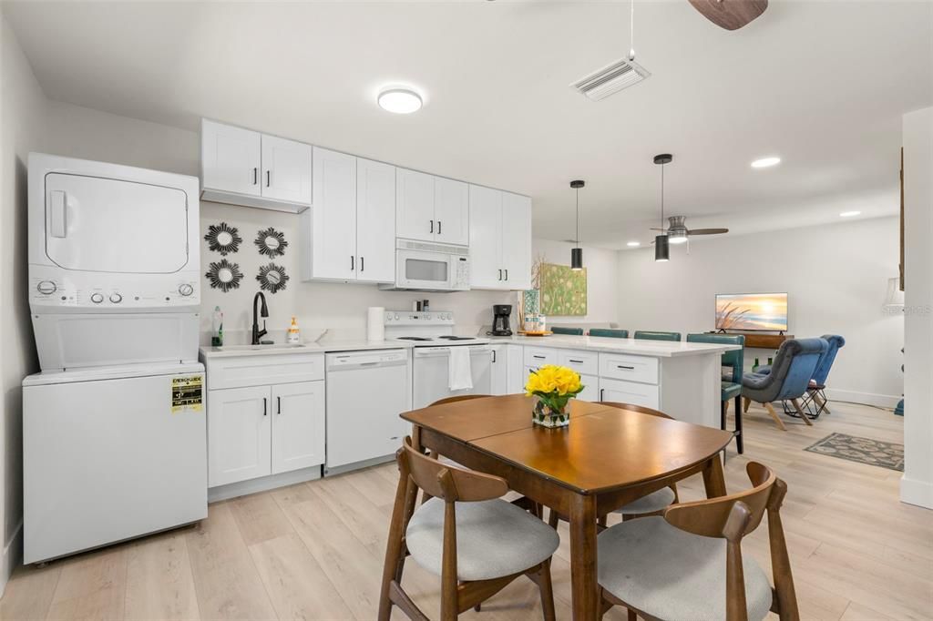 For Sale: $725,000 (6 beds, 0 baths, 1844 Square Feet)