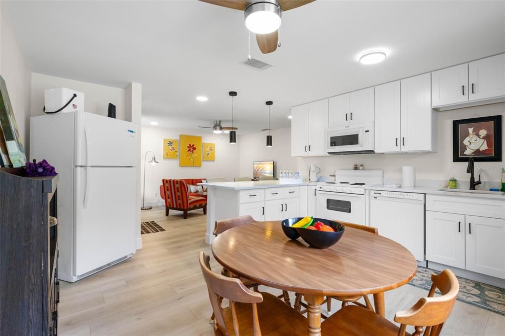 For Sale: $725,000 (6 beds, 0 baths, 1844 Square Feet)