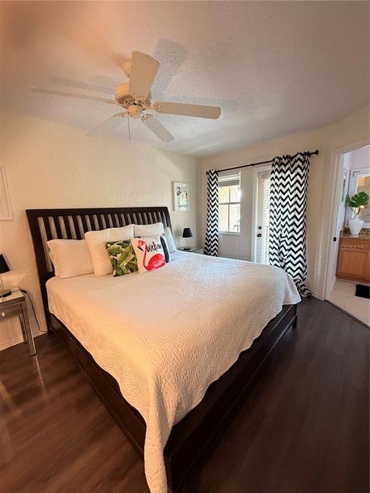 For Sale: $245,000 (3 beds, 3 baths, 1492 Square Feet)