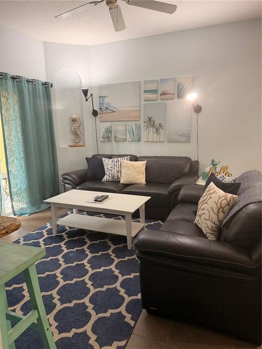 For Sale: $245,000 (3 beds, 3 baths, 1492 Square Feet)
