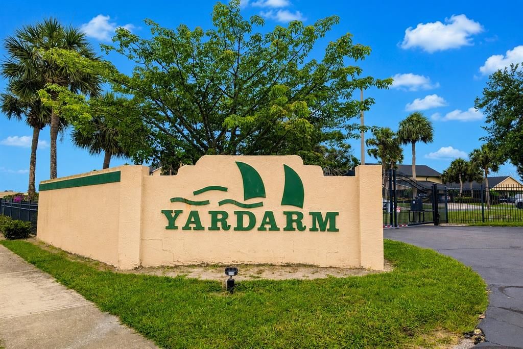 For Sale: $259,000 (2 beds, 2 baths, 987 Square Feet)