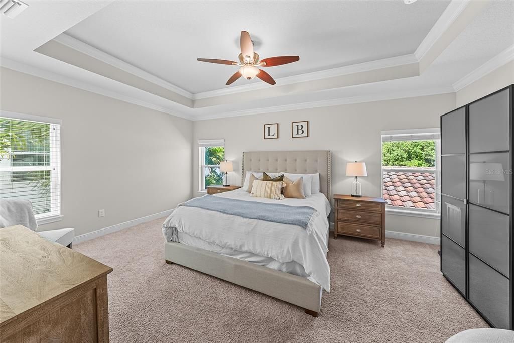 For Rent: $5,500 (3 beds, 2 baths, 2160 Square Feet)