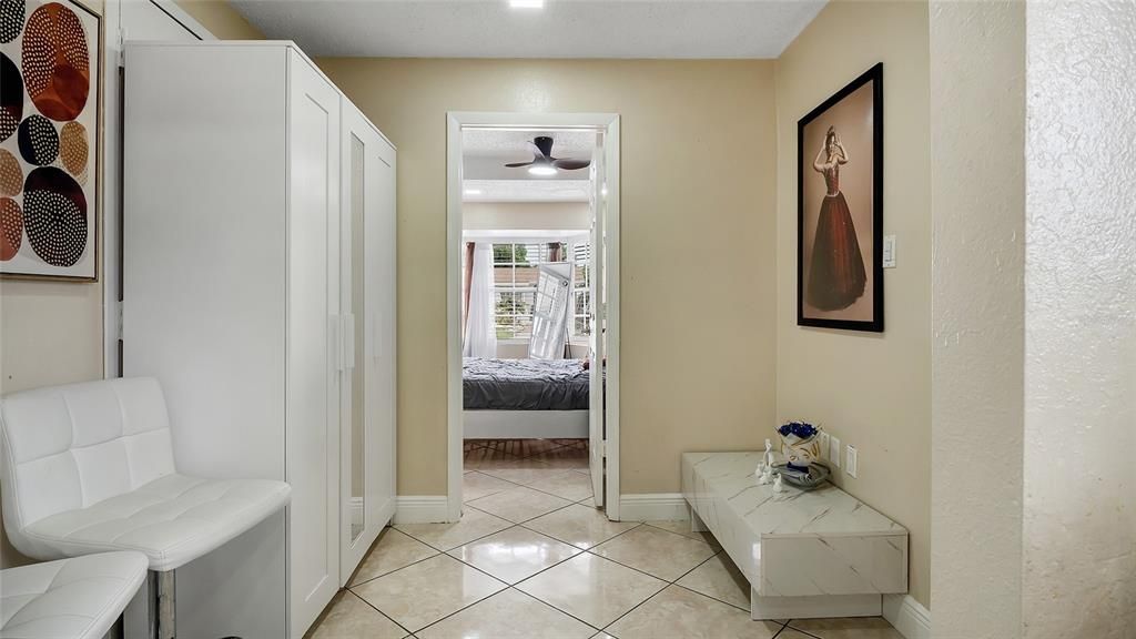 For Sale: $470,000 (5 beds, 4 baths, 1857 Square Feet)