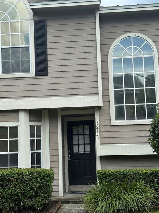 For Rent: $2,395 (3 beds, 2 baths, 1320 Square Feet)