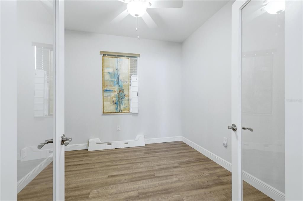 For Sale: $374,900 (3 beds, 2 baths, 1692 Square Feet)