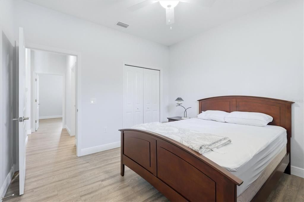 For Sale: $374,900 (3 beds, 2 baths, 1692 Square Feet)