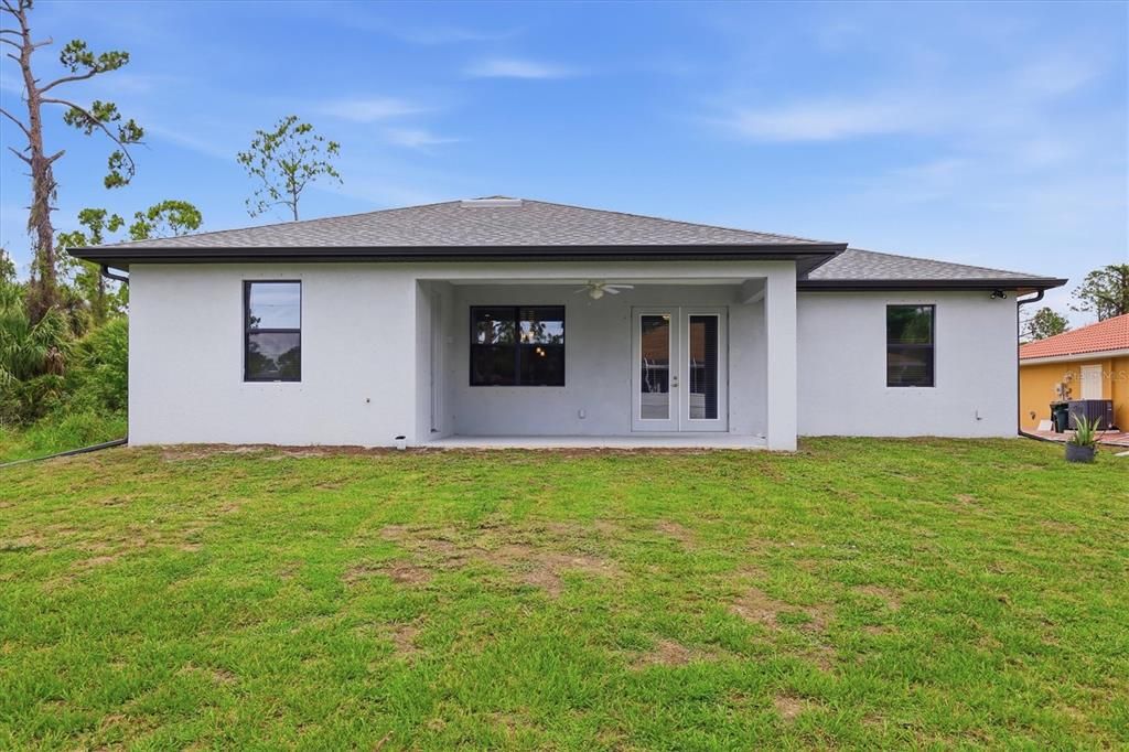 For Sale: $374,900 (3 beds, 2 baths, 1692 Square Feet)