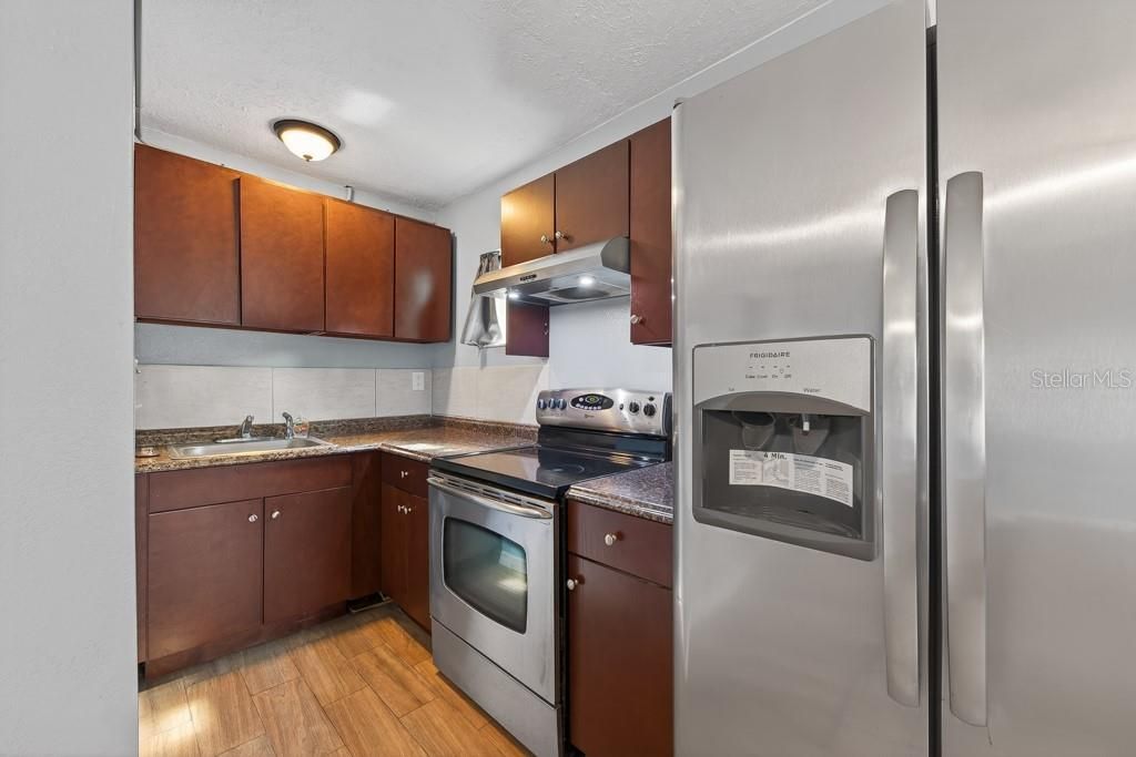 En Venta: $400,000 (3 camas, 2 baños, 2197 Pies cuadrados)