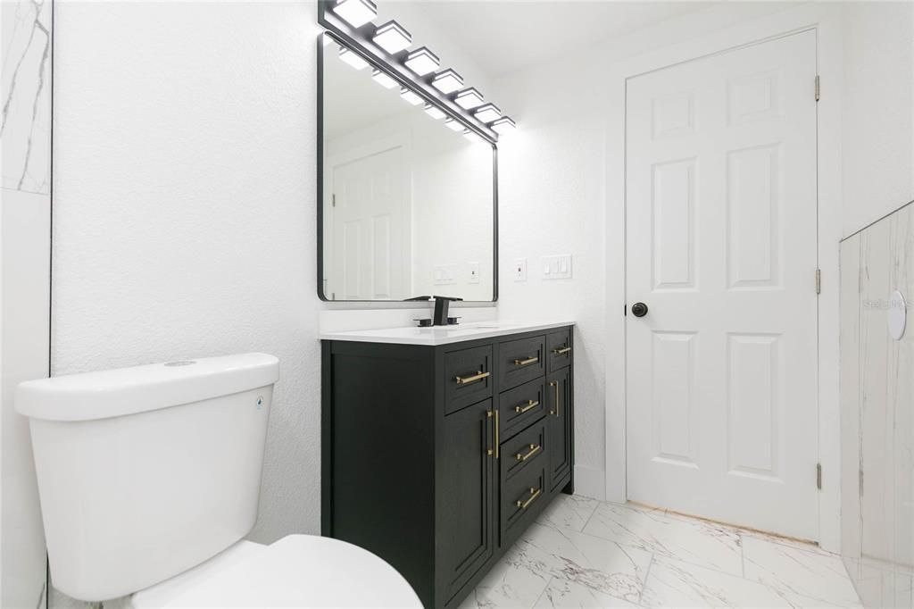For Sale: $410,000 (4 beds, 2 baths, 1360 Square Feet)