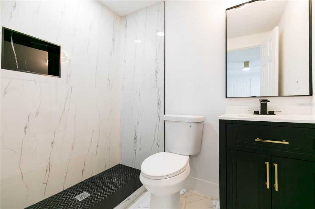 For Sale: $410,000 (4 beds, 2 baths, 1360 Square Feet)