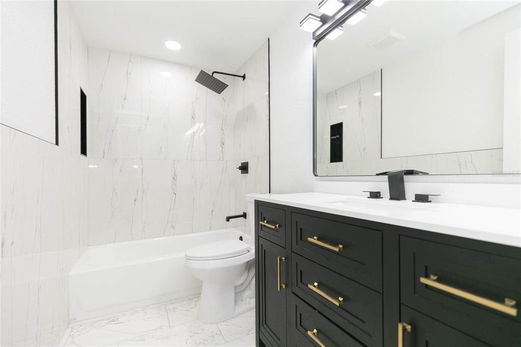 For Sale: $410,000 (4 beds, 2 baths, 1360 Square Feet)