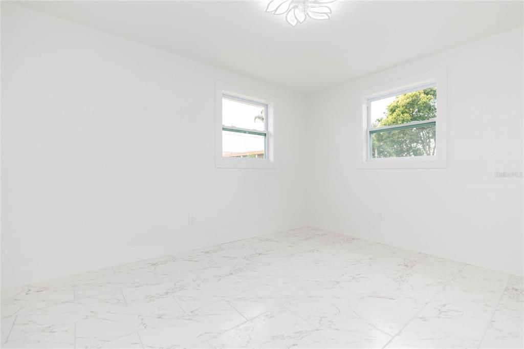 For Sale: $410,000 (4 beds, 2 baths, 1360 Square Feet)