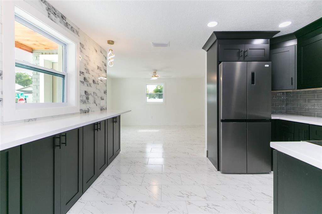 For Sale: $410,000 (4 beds, 2 baths, 1360 Square Feet)