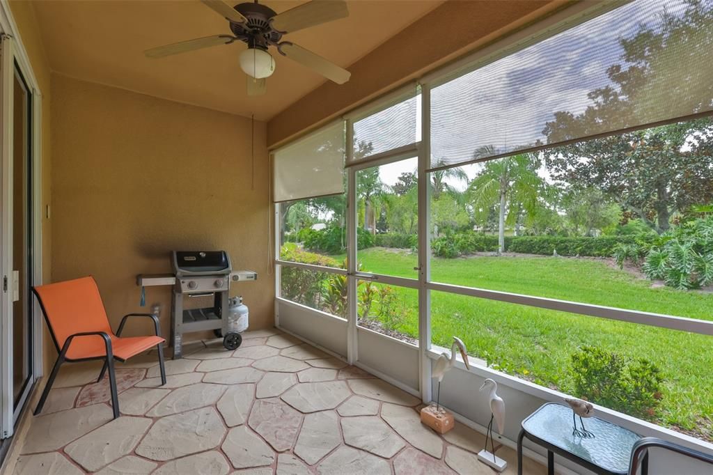 For Sale: $199,000 (2 beds, 2 baths, 1206 Square Feet)
