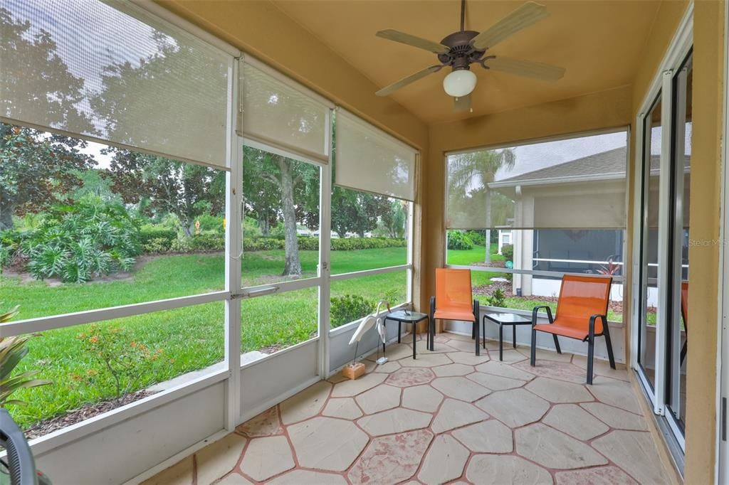 For Sale: $199,000 (2 beds, 2 baths, 1206 Square Feet)