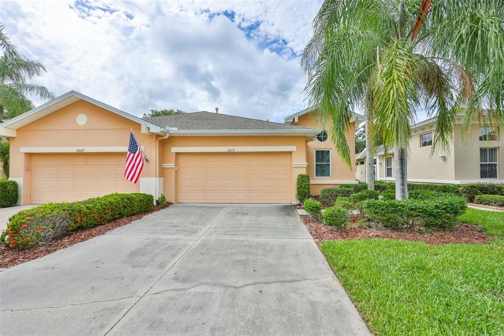 For Sale: $199,000 (2 beds, 2 baths, 1206 Square Feet)