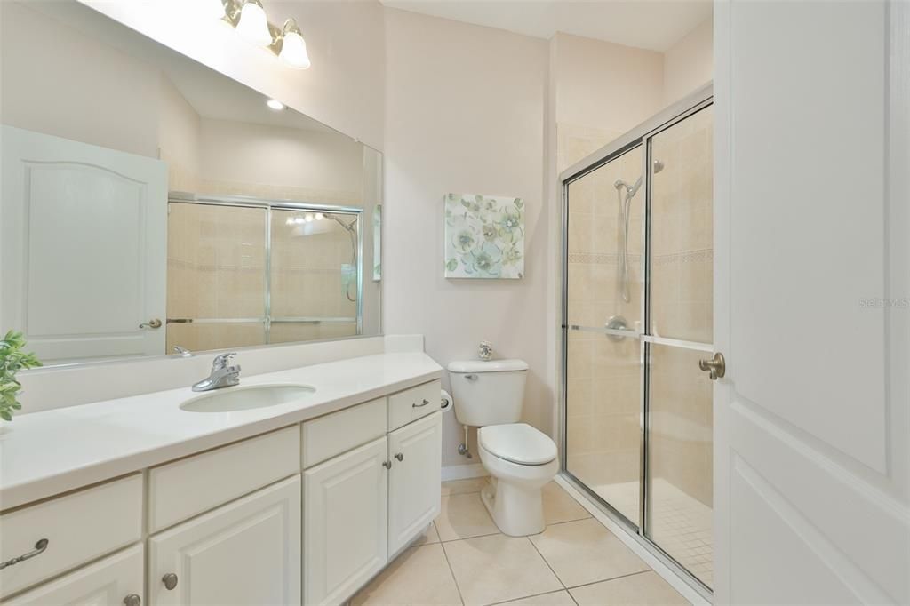 For Sale: $199,000 (2 beds, 2 baths, 1206 Square Feet)