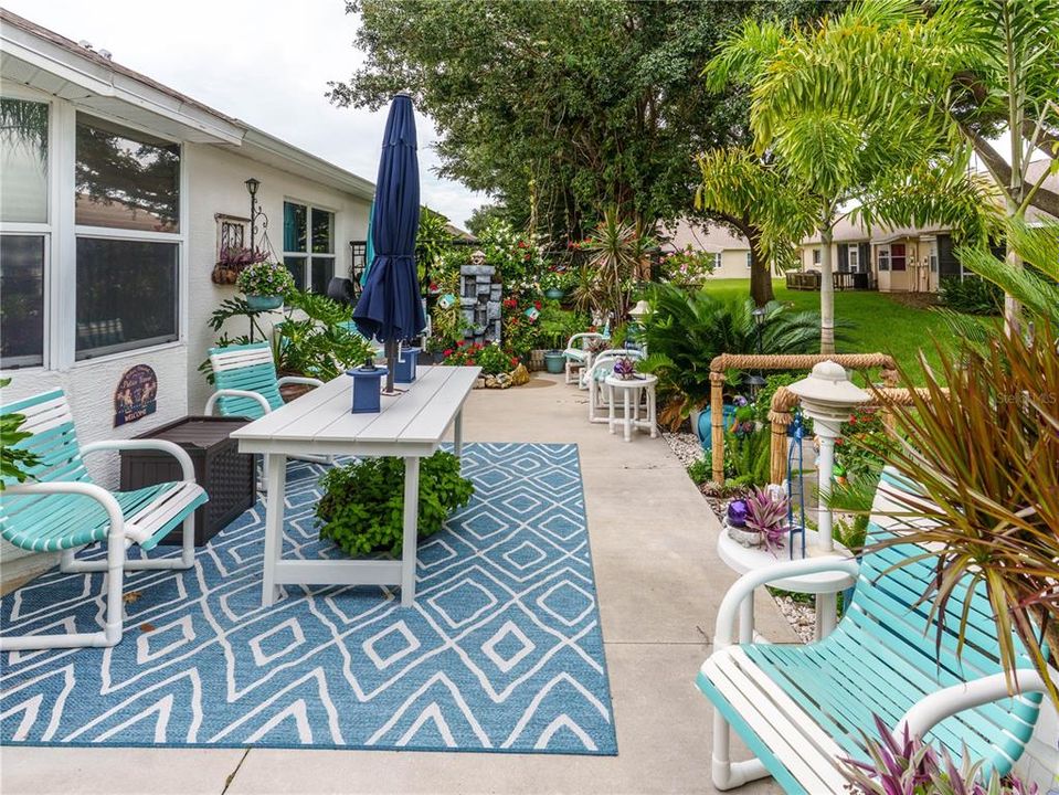 For Sale: $298,000 (2 beds, 2 baths, 1357 Square Feet)