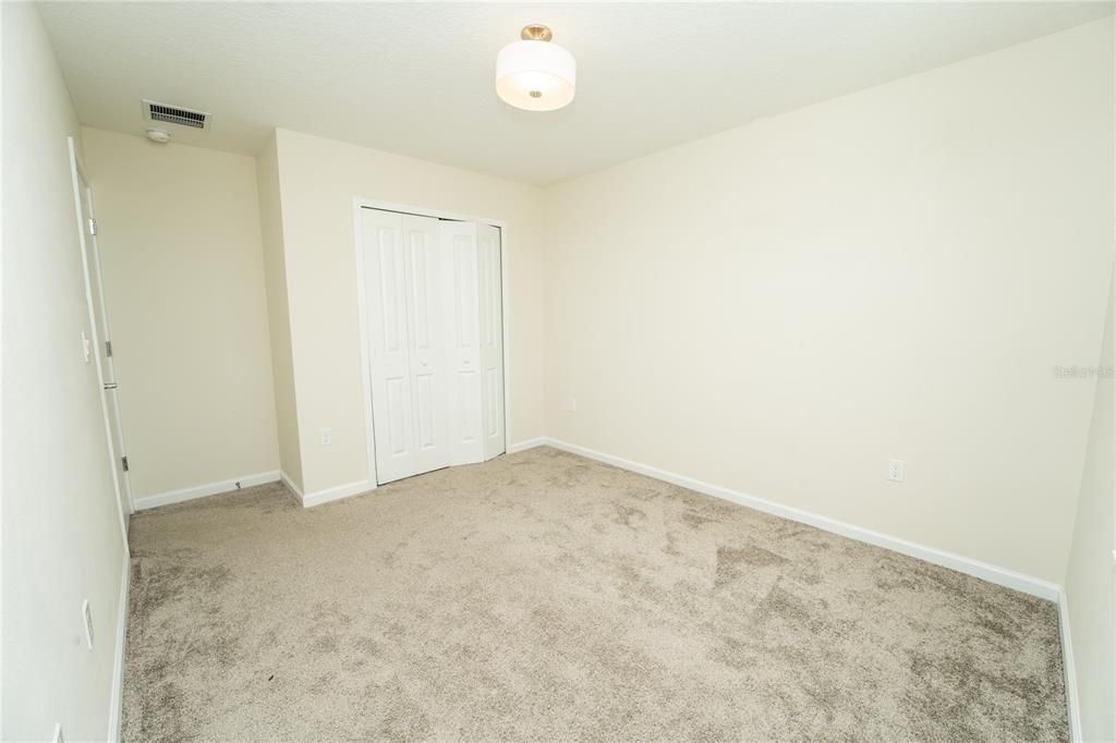 For Rent: $2,500 (3 beds, 1 baths, 1697 Square Feet)