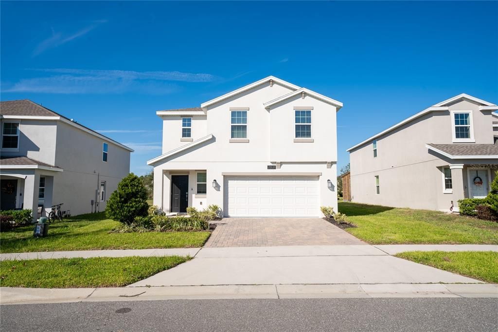 For Rent: $2,500 (3 beds, 1 baths, 1697 Square Feet)