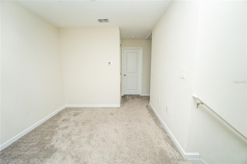 For Rent: $2,500 (3 beds, 1 baths, 1697 Square Feet)