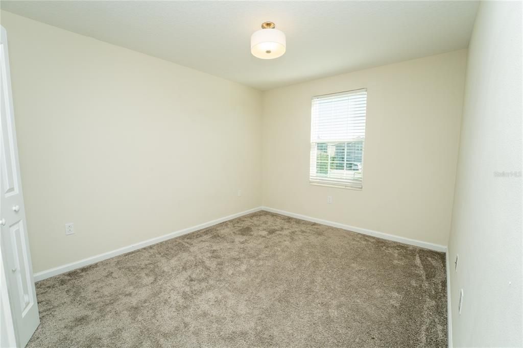 For Rent: $2,500 (3 beds, 1 baths, 1697 Square Feet)