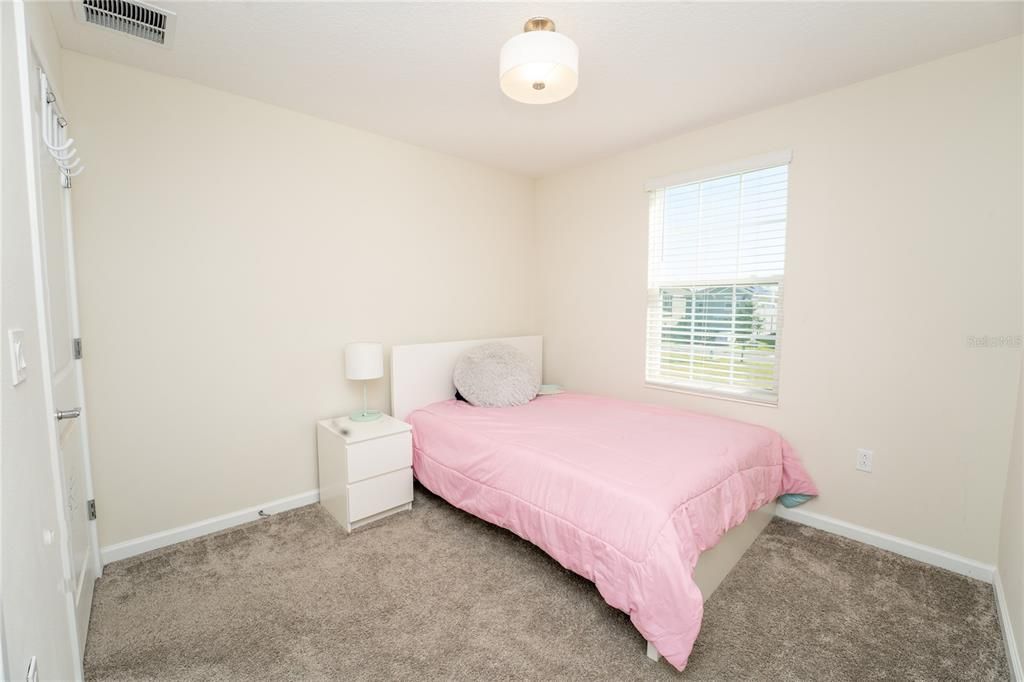For Rent: $2,500 (3 beds, 1 baths, 1697 Square Feet)