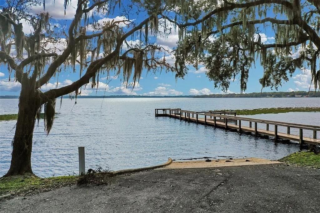For Sale: $480,000 (4 beds, 3 baths, 2244 Square Feet)