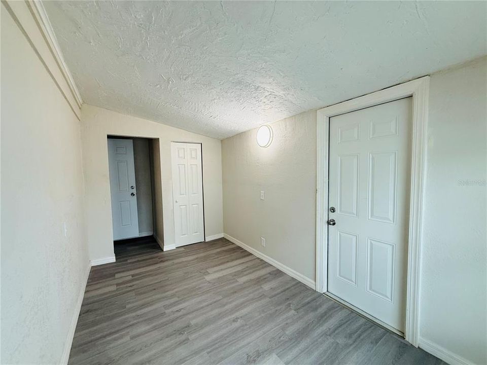 For Rent: $1,845 (2 beds, 1 baths, 1176 Square Feet)