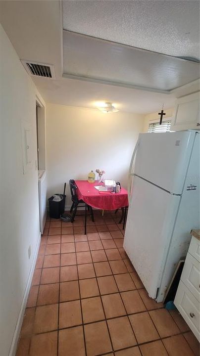 For Sale: $169,900 (2 beds, 2 baths, 970 Square Feet)