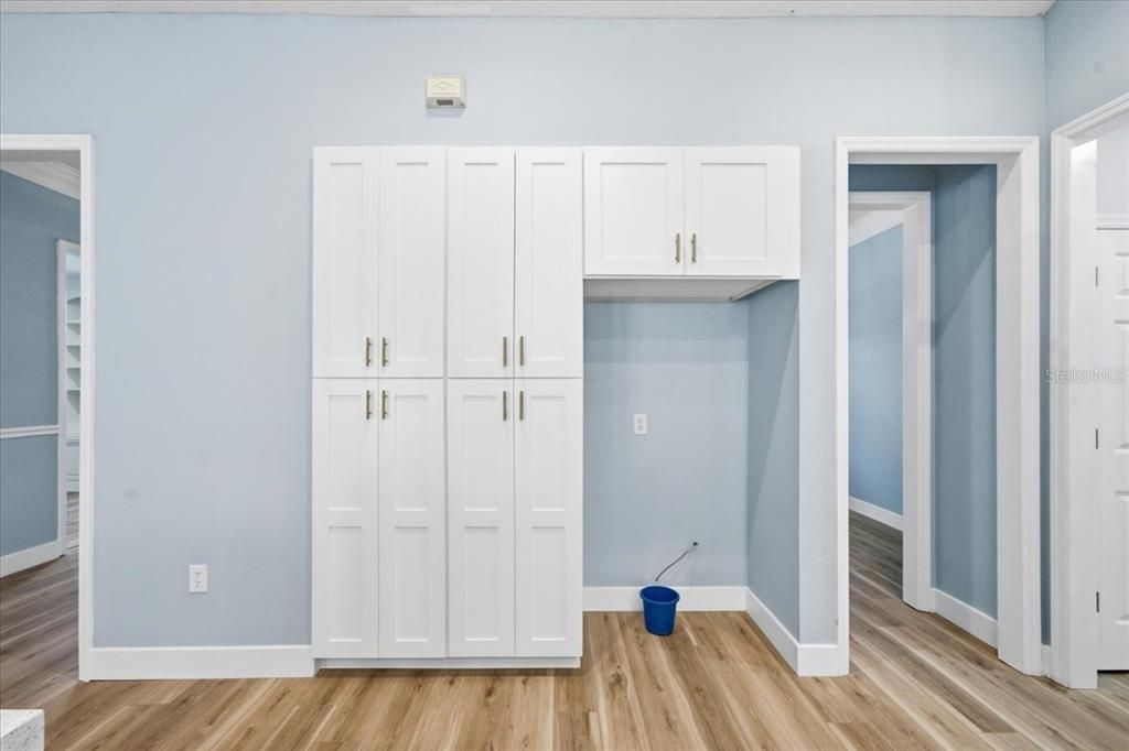 En Venta: $595,000 (4 camas, 3 baños, 3263 Pies cuadrados)