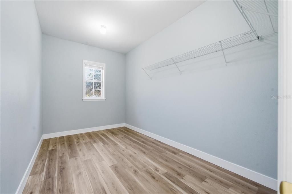 En Venta: $595,000 (4 camas, 3 baños, 3263 Pies cuadrados)