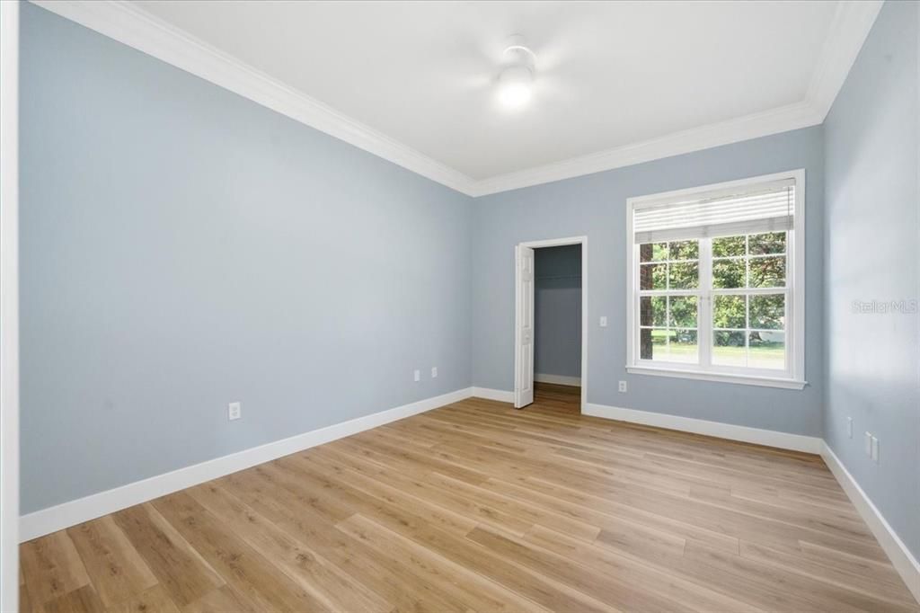 En Venta: $595,000 (4 camas, 3 baños, 3263 Pies cuadrados)