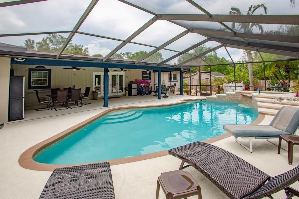 For Rent: $4,500 (4 beds, 3 baths, 2331 Square Feet)